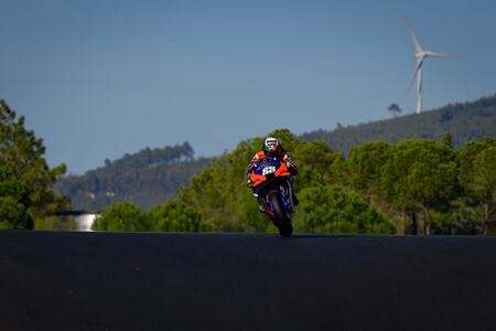 Curso de Moto - Driving Experiences - Autódromo do Algarve