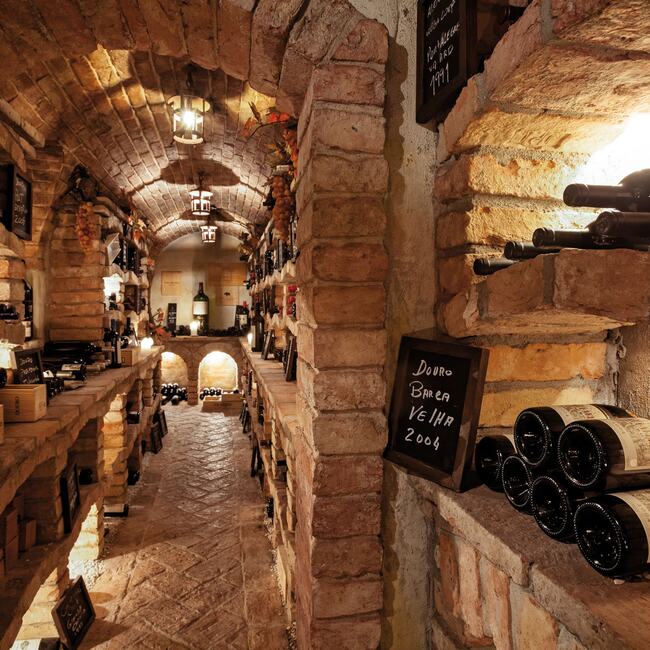 Wine cellar at Cave de Vinhos
