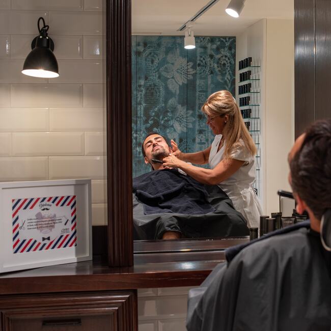 Welness & Beauty: La Biosthétique Hair Spa Salon barber shop.