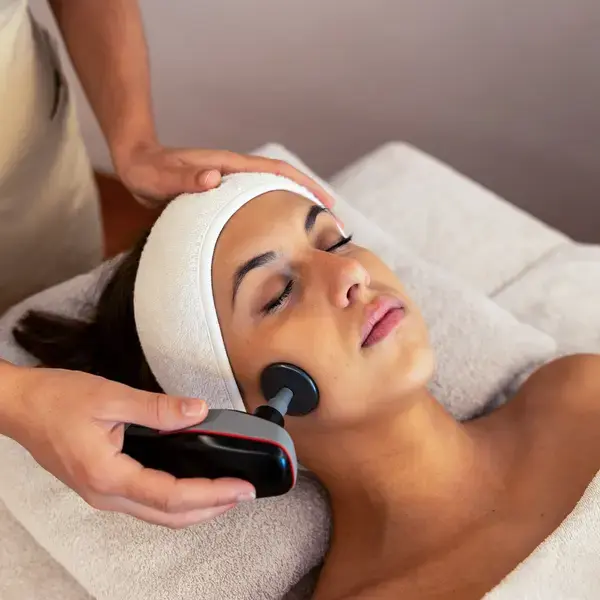 Integrated Wellness Therapies: Icoone.