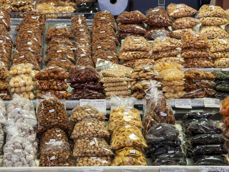 Beyond the resort: Loulé Market.
