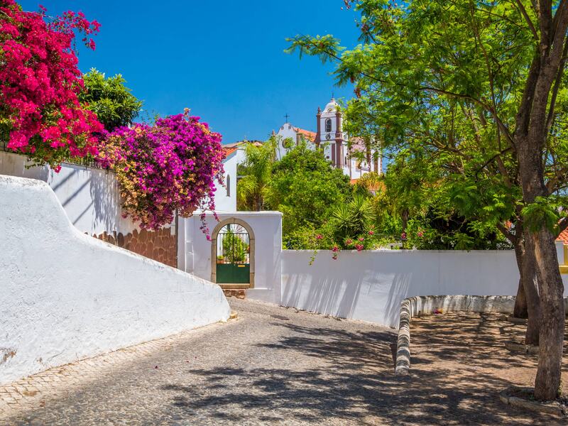 Beyond the resort: Silves.