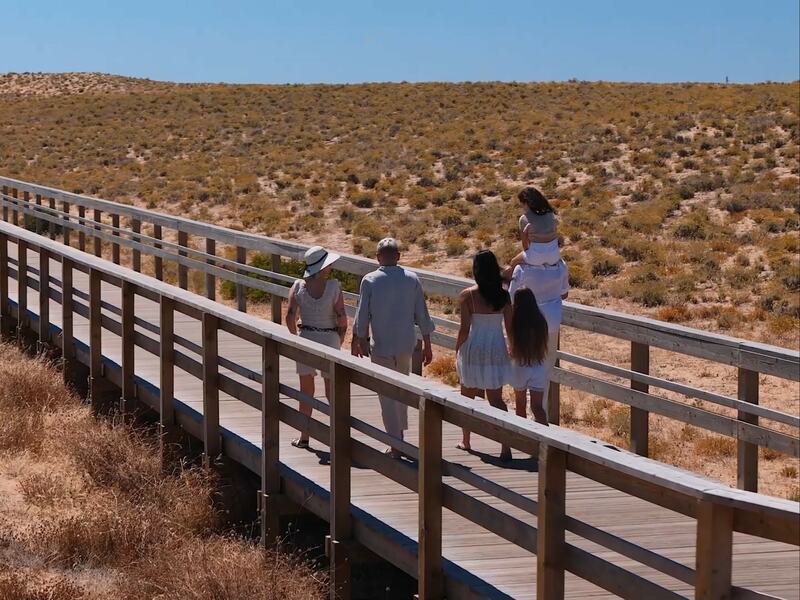 Beyond the resort: Broadwalk in Salgados.