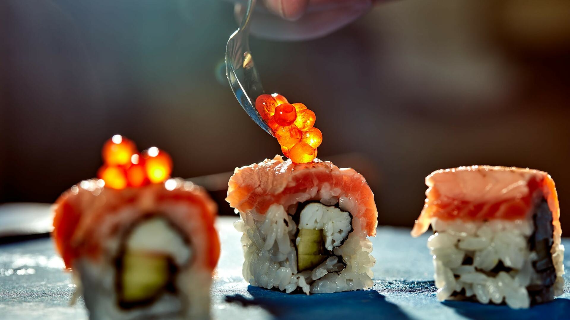 Sushi Rolls Mizu Restaurant