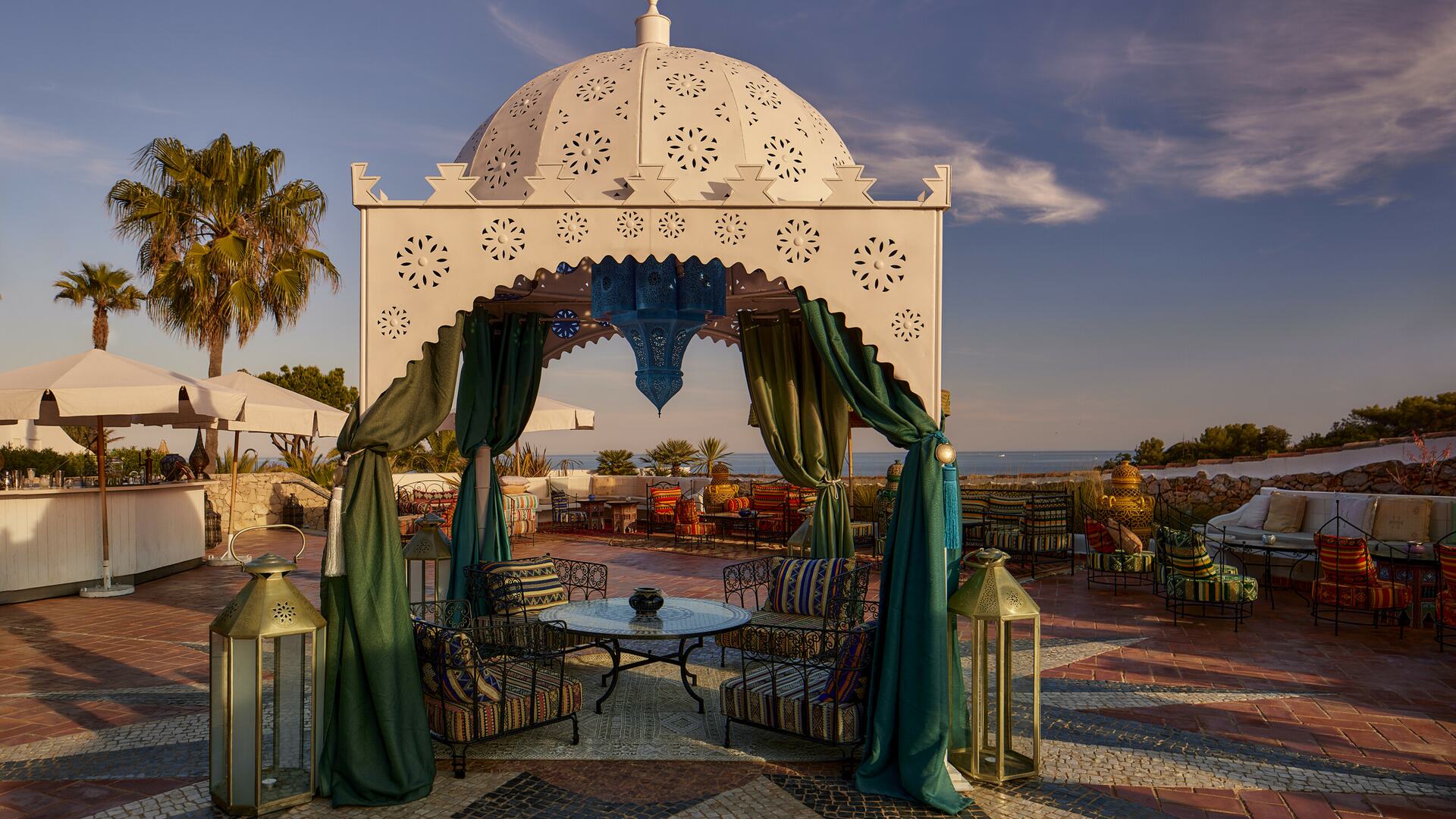 Manzar Terrace by night.