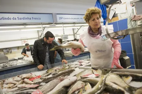 Beyond the resort: Local fish market tour