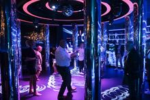 V-Club Disco: Dance floor.
