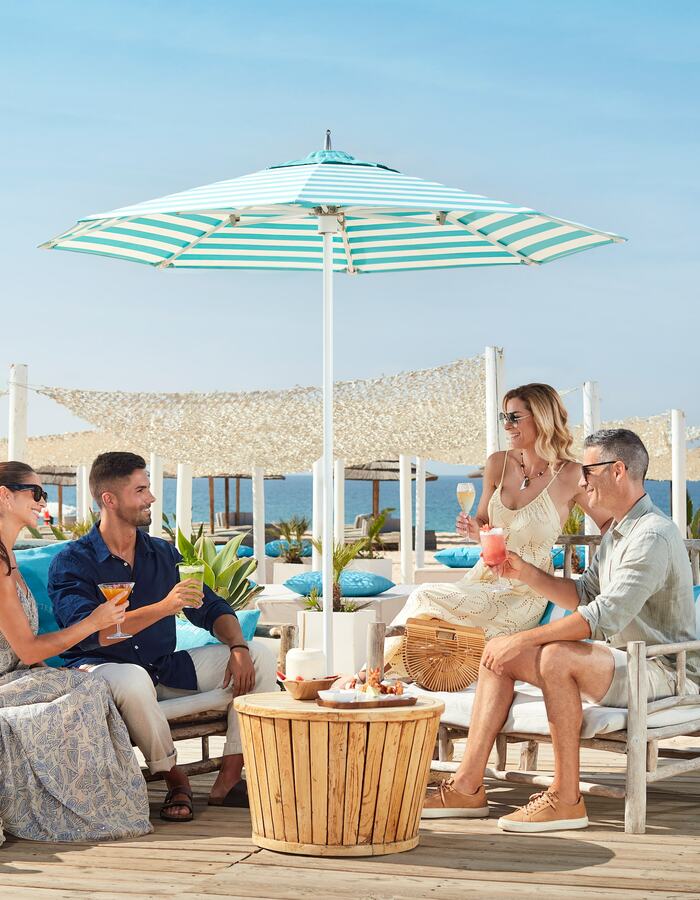 Restaurantes & Bars: Praia Dourada Deck