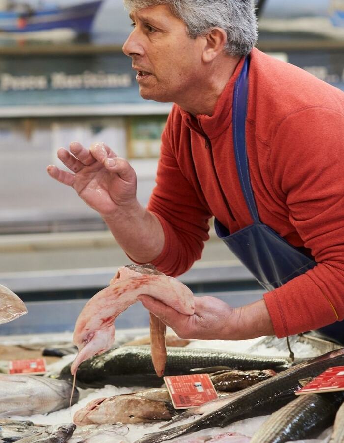 Local Fish Market Tour & Lunch